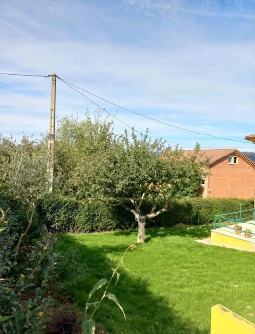 Casa Con Finca En Oviedo El Casero Екстериор снимка